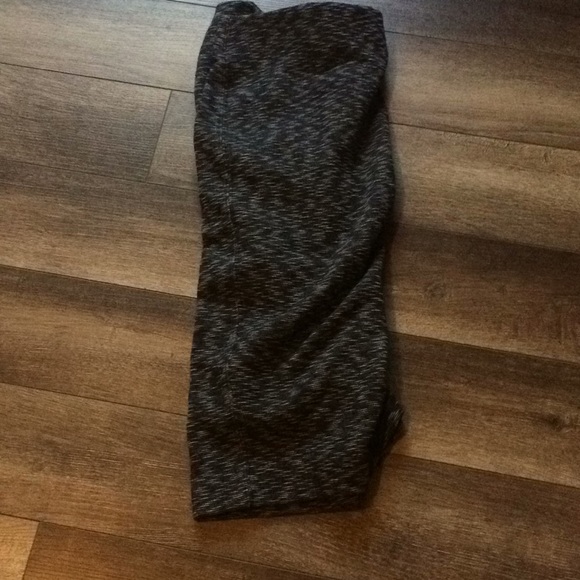 Grey skirt - Picture 2 of 2